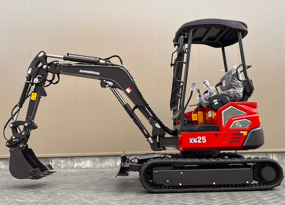 XN25C bagr.jpg